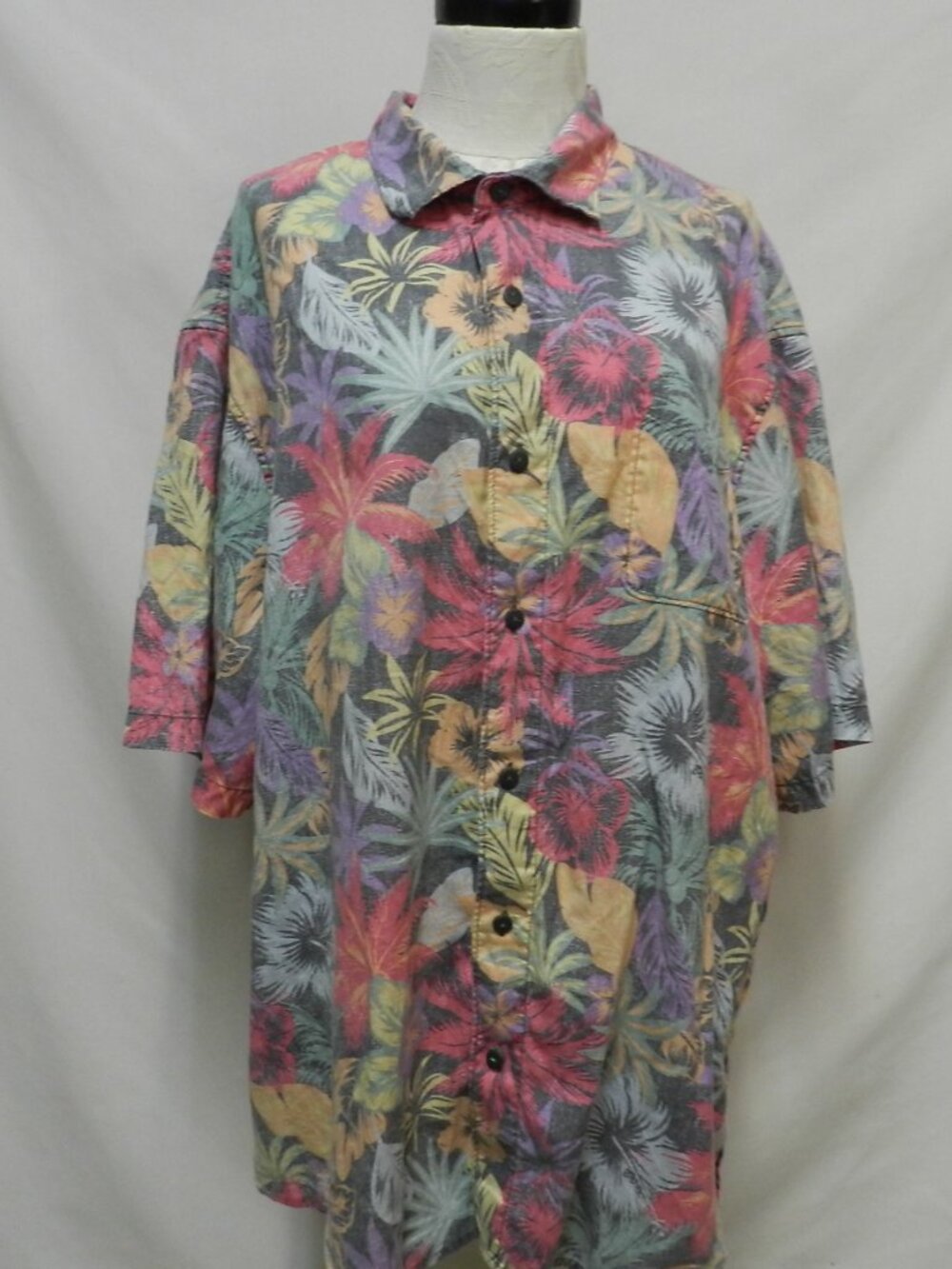 Tommy Bahama Hawaiian button down collared shirt Floral Men Size Sz XXL 2XL